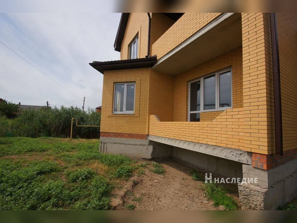 Кирпичный 2-этажный дом 170 м2 на участке 8 сот. ЗЖМ (Западный Батайск Койсуг), ул. Балашова - фото 12